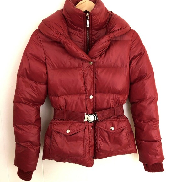 NWOT Guess Valentines Red Puffer Coat Retro Black & White Photo Lining Women XS - Picture 3 of 16